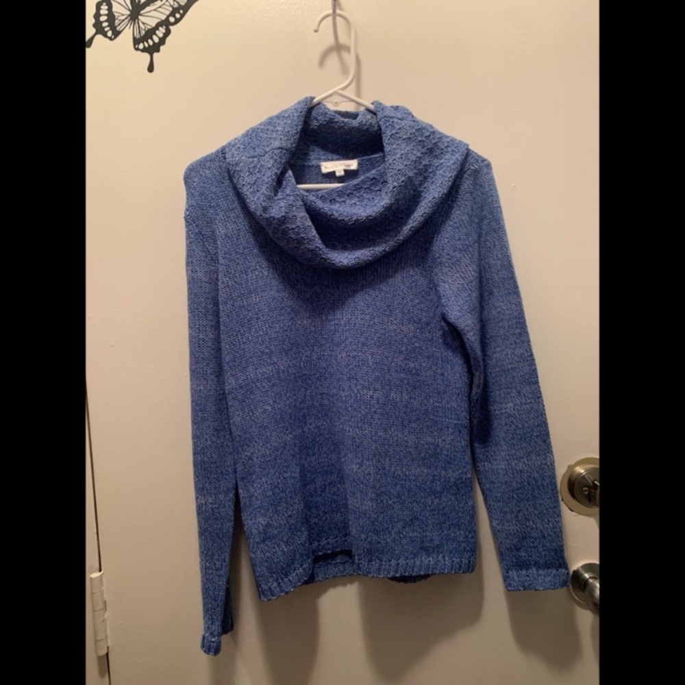 Comfy knit sweater!